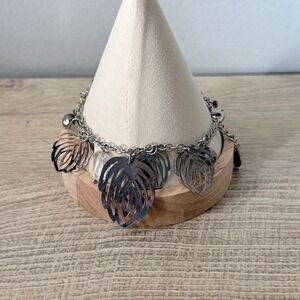 Accessorize Me Silver‎ Tone Tropical Leaf Charm Bracelet Boho Fairycore Coastal